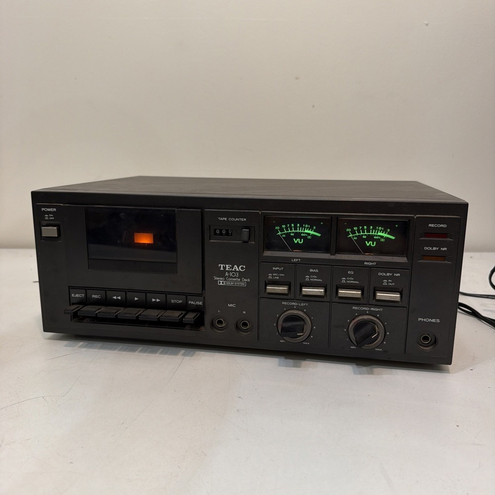 TEAC A-103 Stereo Cassette Deck Powers On